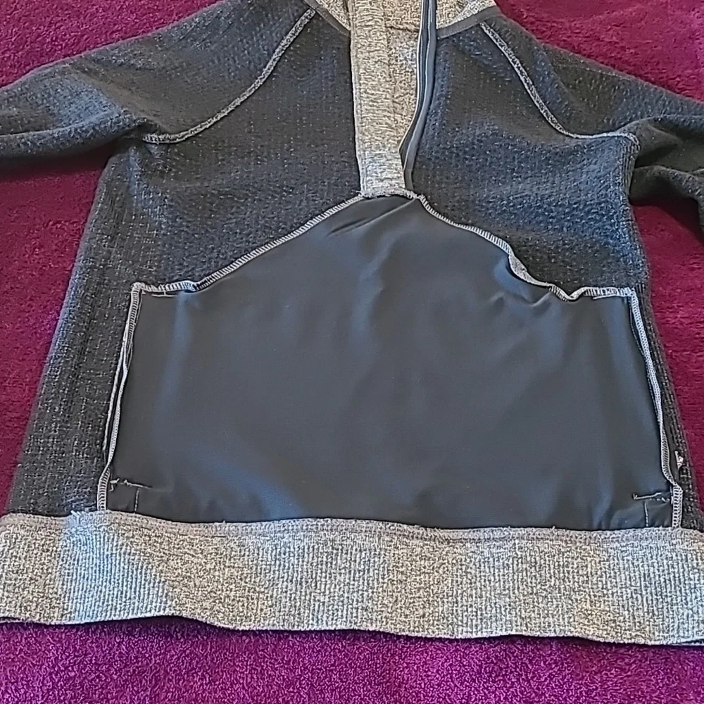 Lululemon Atletica Long Sleeves Active Top, Size 2, Color Light Blue 👌 ✨️ 😀 - Picture 15 of 16